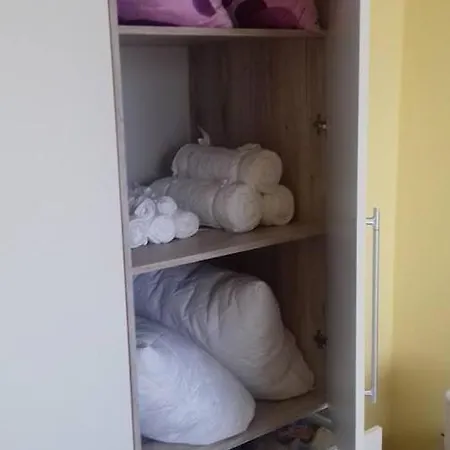 The Nest/ гнездото Lägenhet *