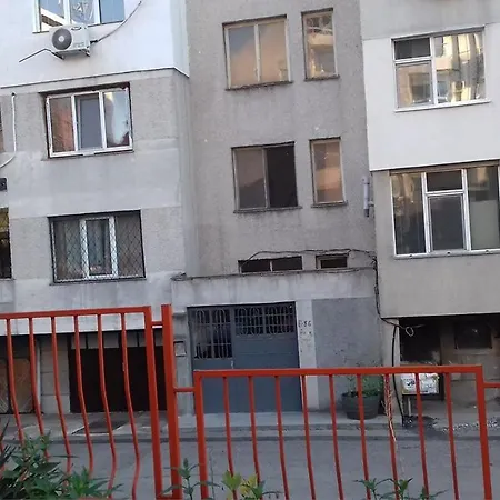 The Nest/ гнездото Apartment Varna